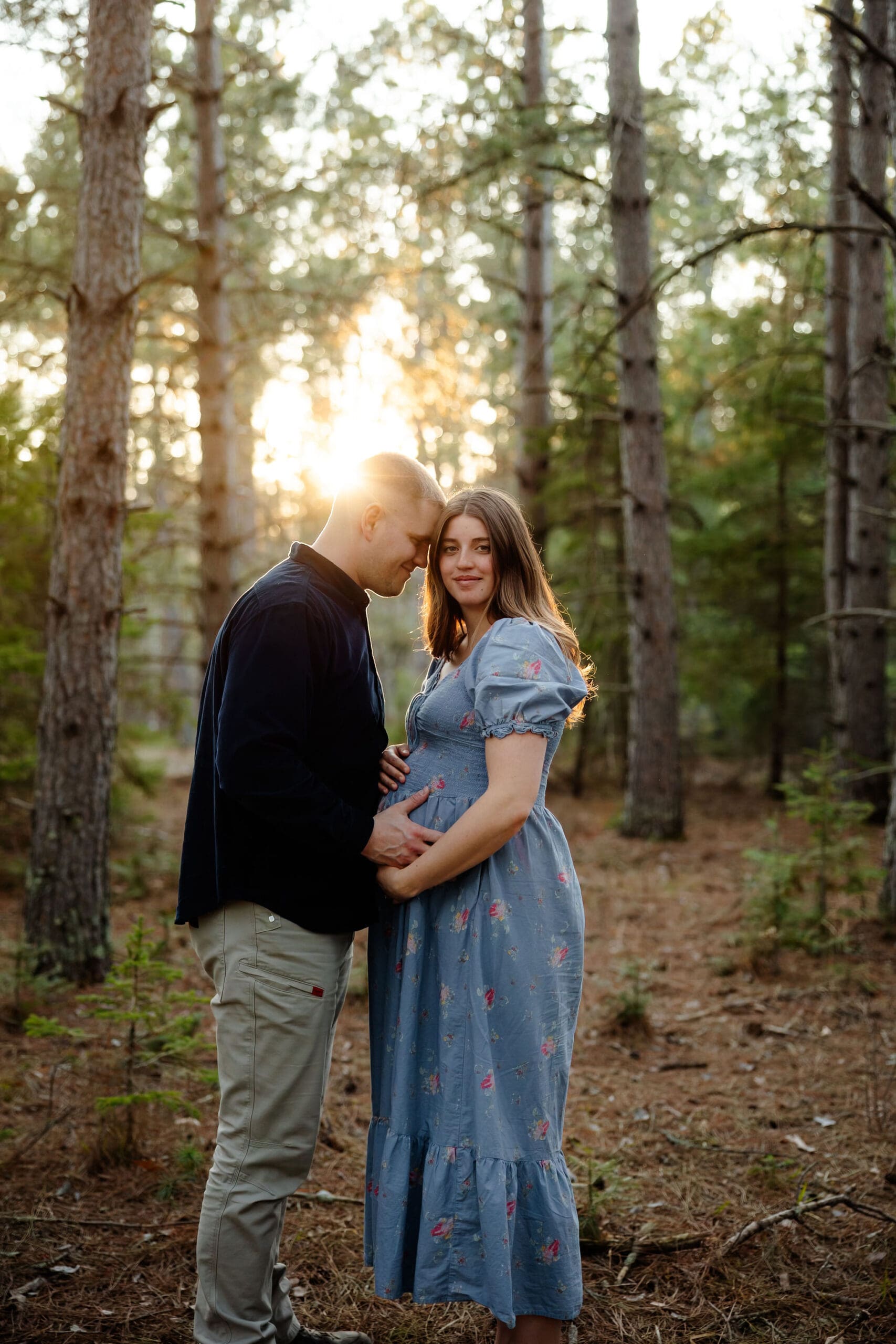 maternity photo in forest