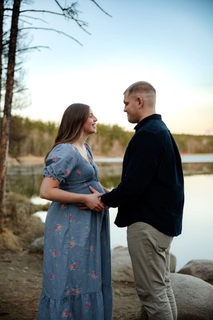Maternity couple at the Itasca headwaters | Adair and Cody